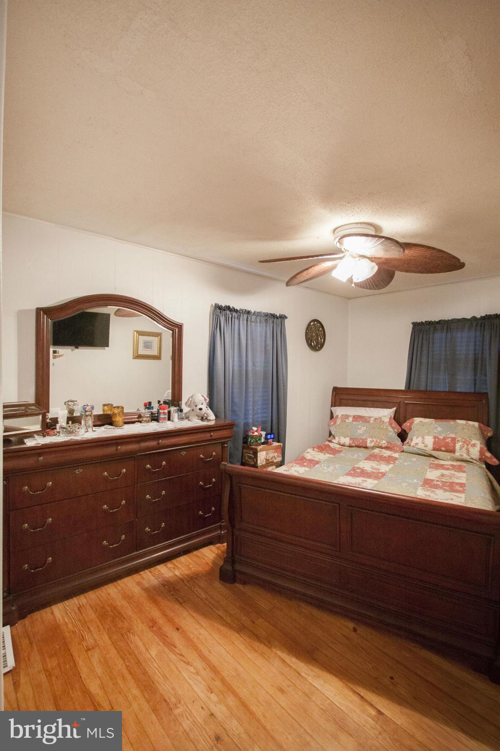 8707 School Road Baltimore, MD 21234 - Photo 18 of 26 Bedroom (Master)