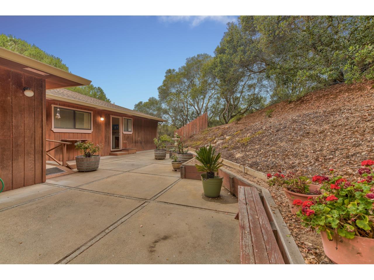 18835 Moro Road Prunedale, CA 93907 - Photo 8 of 47 Gallery Image 8