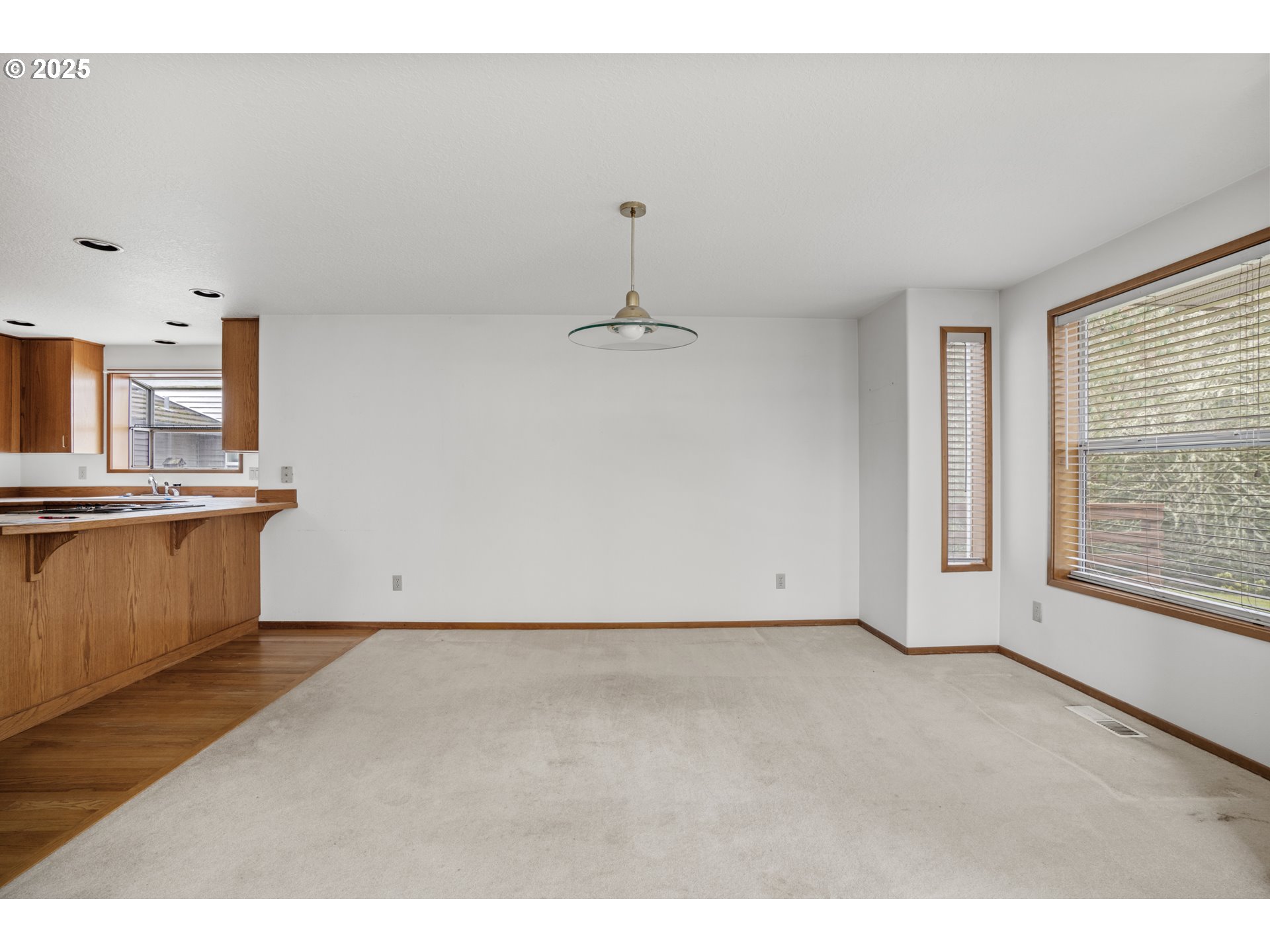 15917 Northeast Union Road, Unit 35 Ridgefield, WA 98642 - Photo 8 of 36 Kitchen/Dining Room