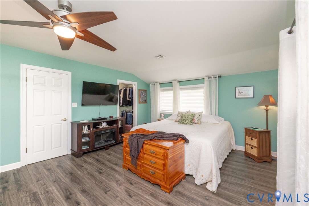 1303 Elon Road Henrico, VA 23229 - Photo 39 of 62 Two walk in closets