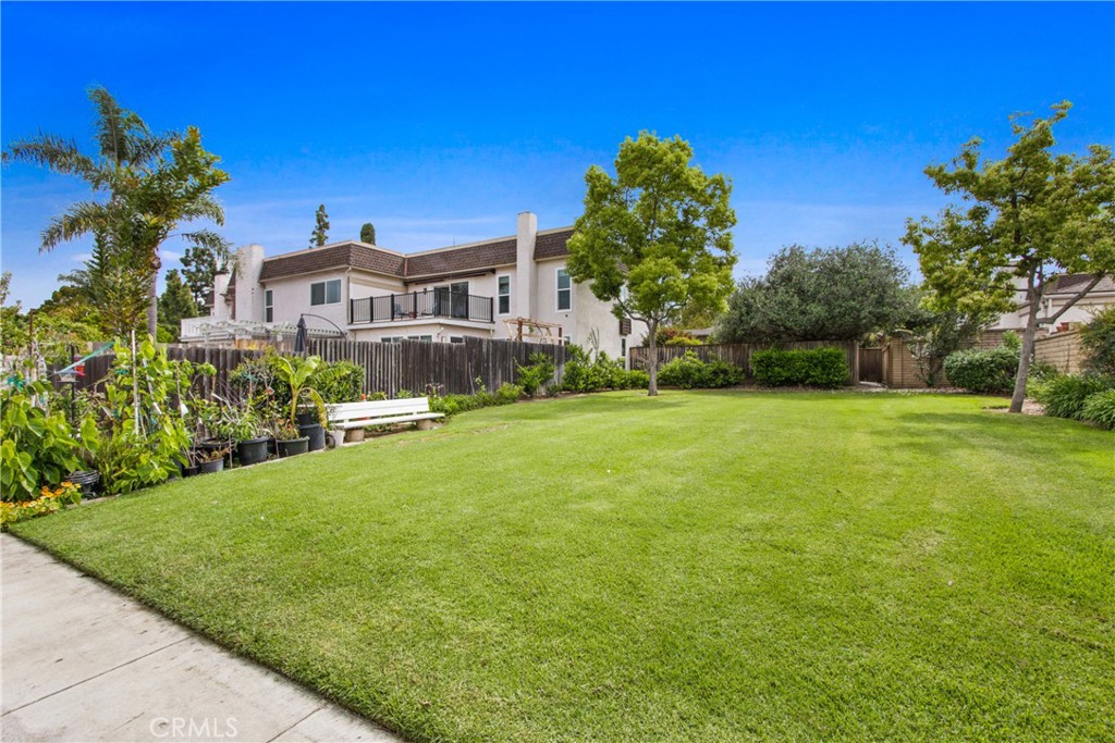 33 Seton Road Irvine, CA 92612 - Photo 24 of 26