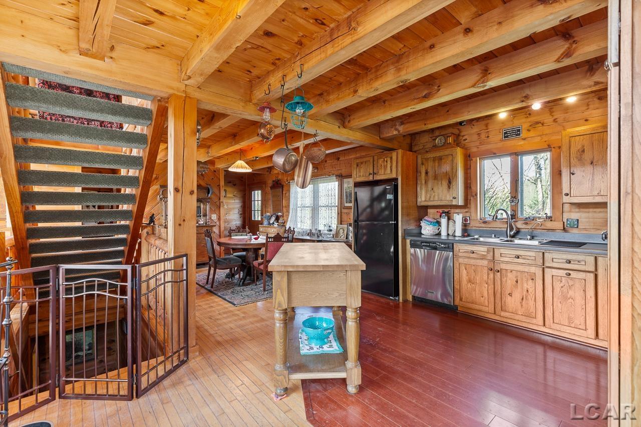 7845 Earhart Road South Lyon, MI 48178 - Photo 6 of 25 Gallery Image 6