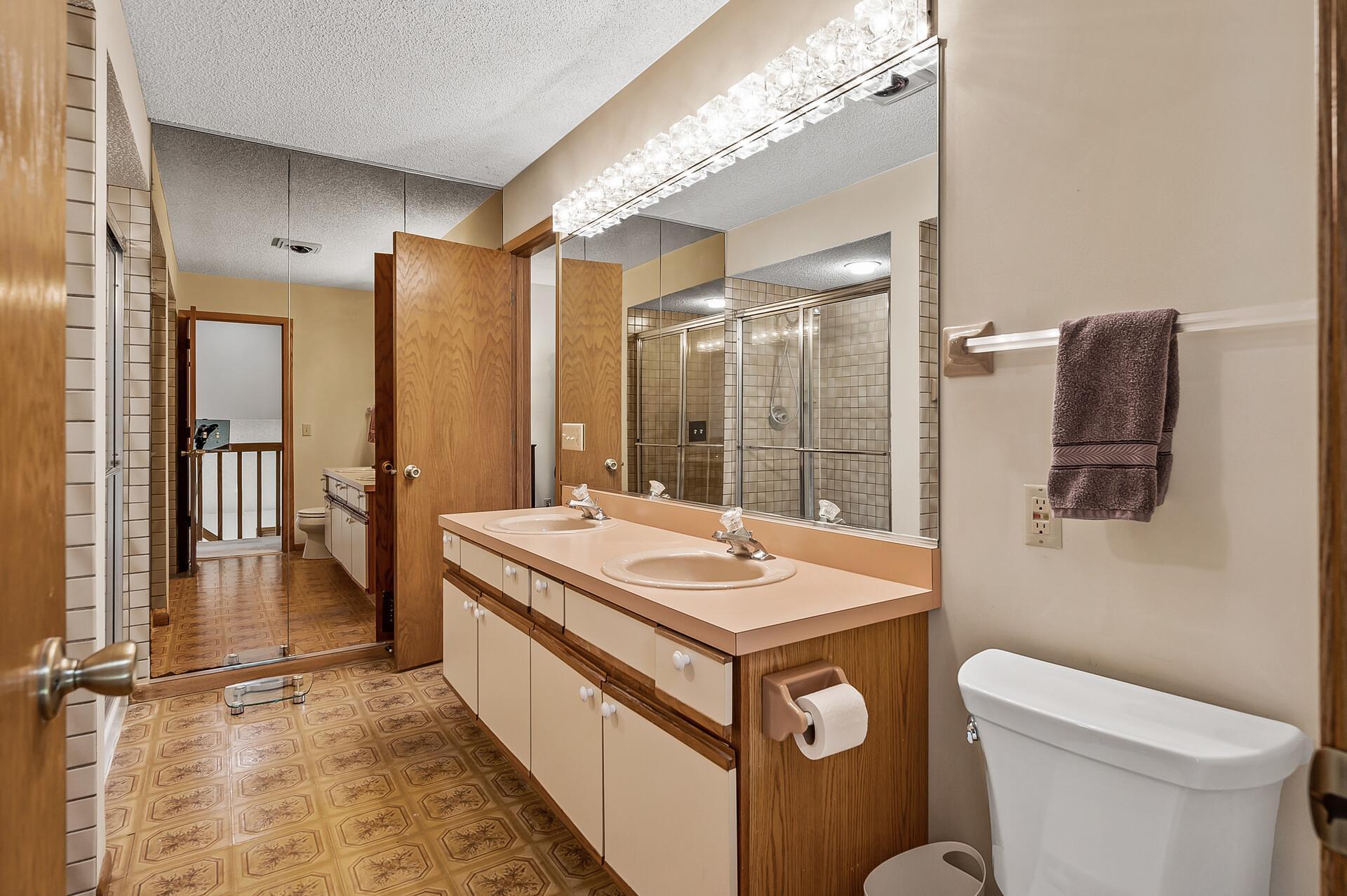 14359 Embry Path Apple Valley, MN 55124 - Photo 26 of 43 Gallery Image 26