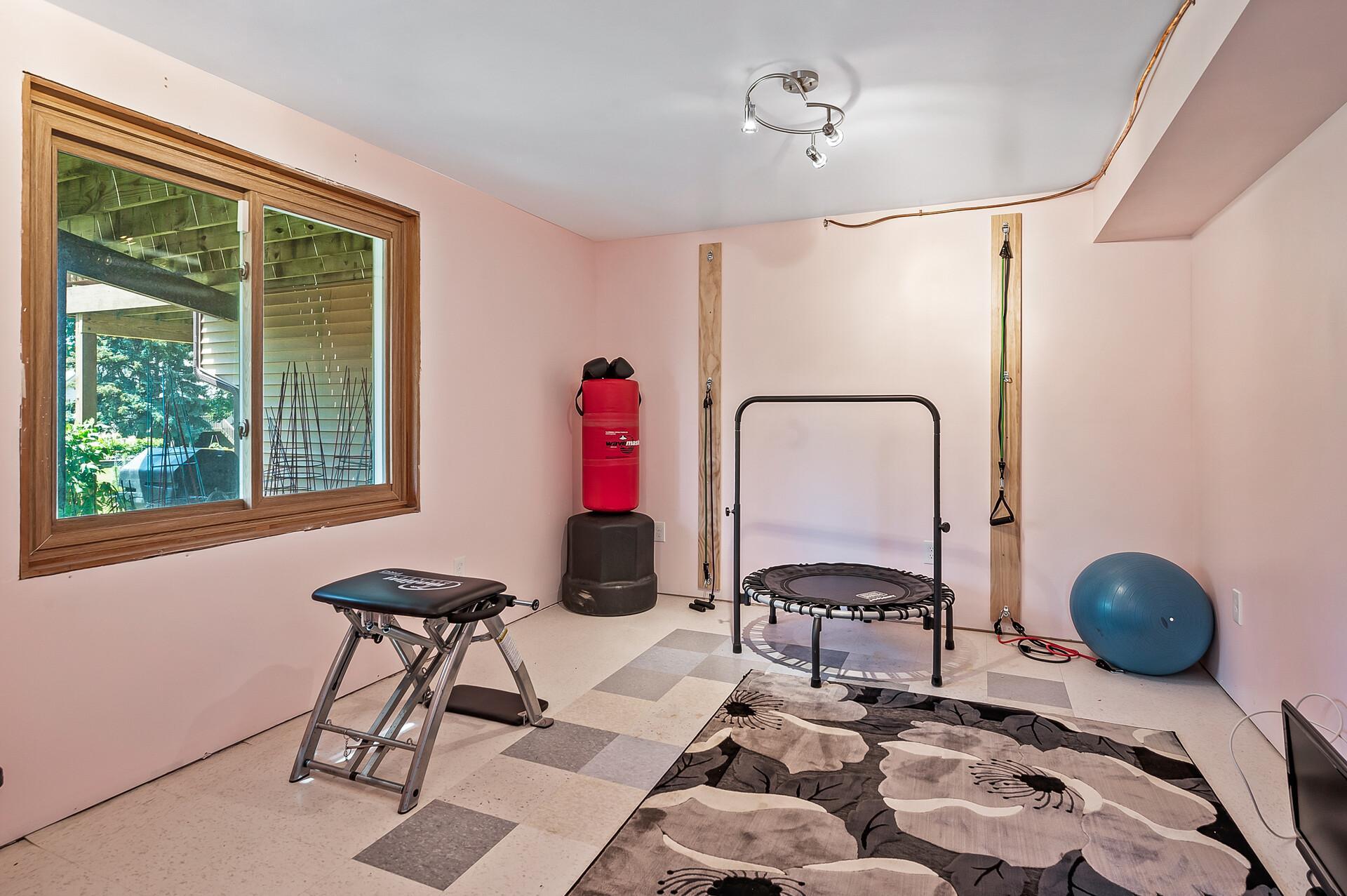 14359 Embry Path Apple Valley, MN 55124 - Photo 32 of 43 Gallery Image 32