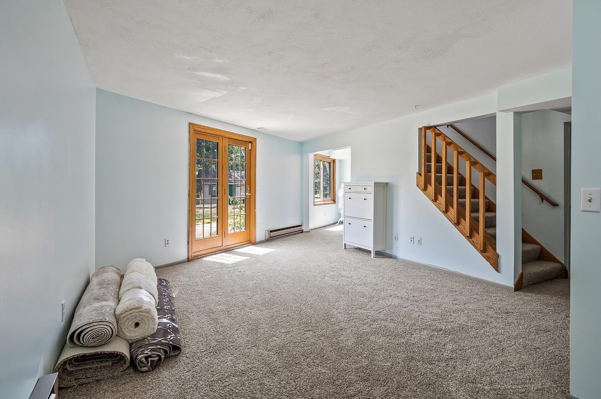 14359 Embry Path Apple Valley, MN 55124 - Photo 35 of 43 Gallery Image 35