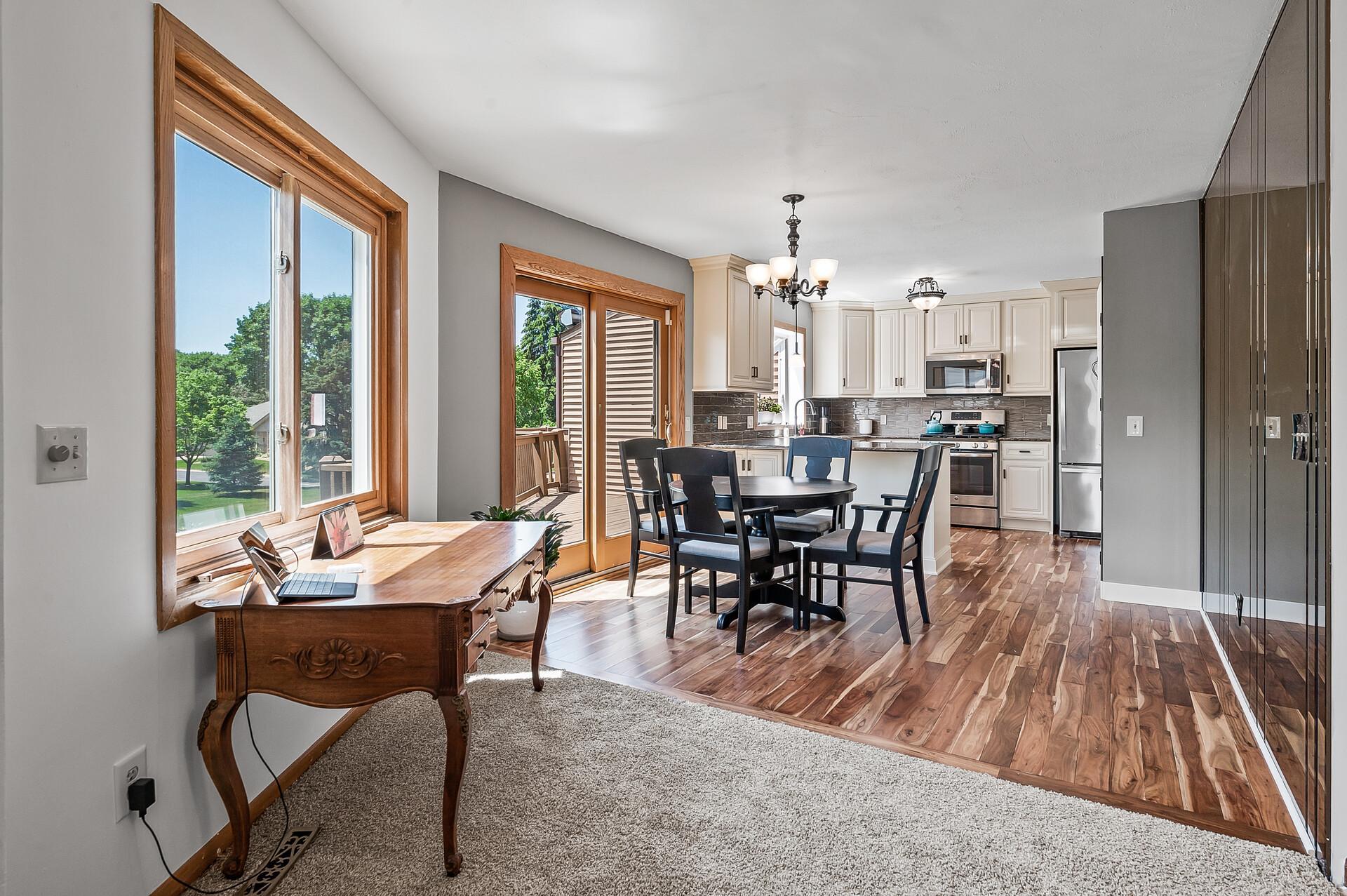 14359 Embry Path Apple Valley, MN 55124 - Photo 10 of 43 Gallery Image 10
