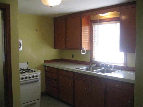 5 Swindells Street Fall River, MA 02723 - Photo 4 of 13 Gallery Image 4