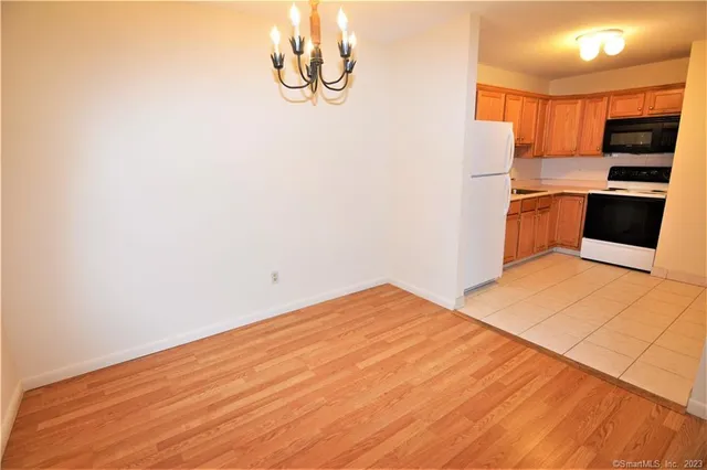 $1,100 | 185 Scott Road, Unit 1C, Waterbury, CT 06705