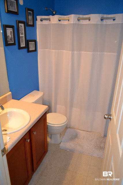 12191 Verona Court Foley, AL 36535 - Photo 14 of 21 Bath 2 is located between bedroom 2 and 3