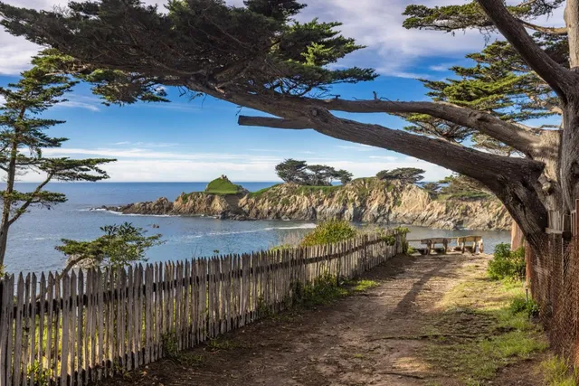 $1,000,000 | 227 Spindrift Road, Carmel, CA 93923