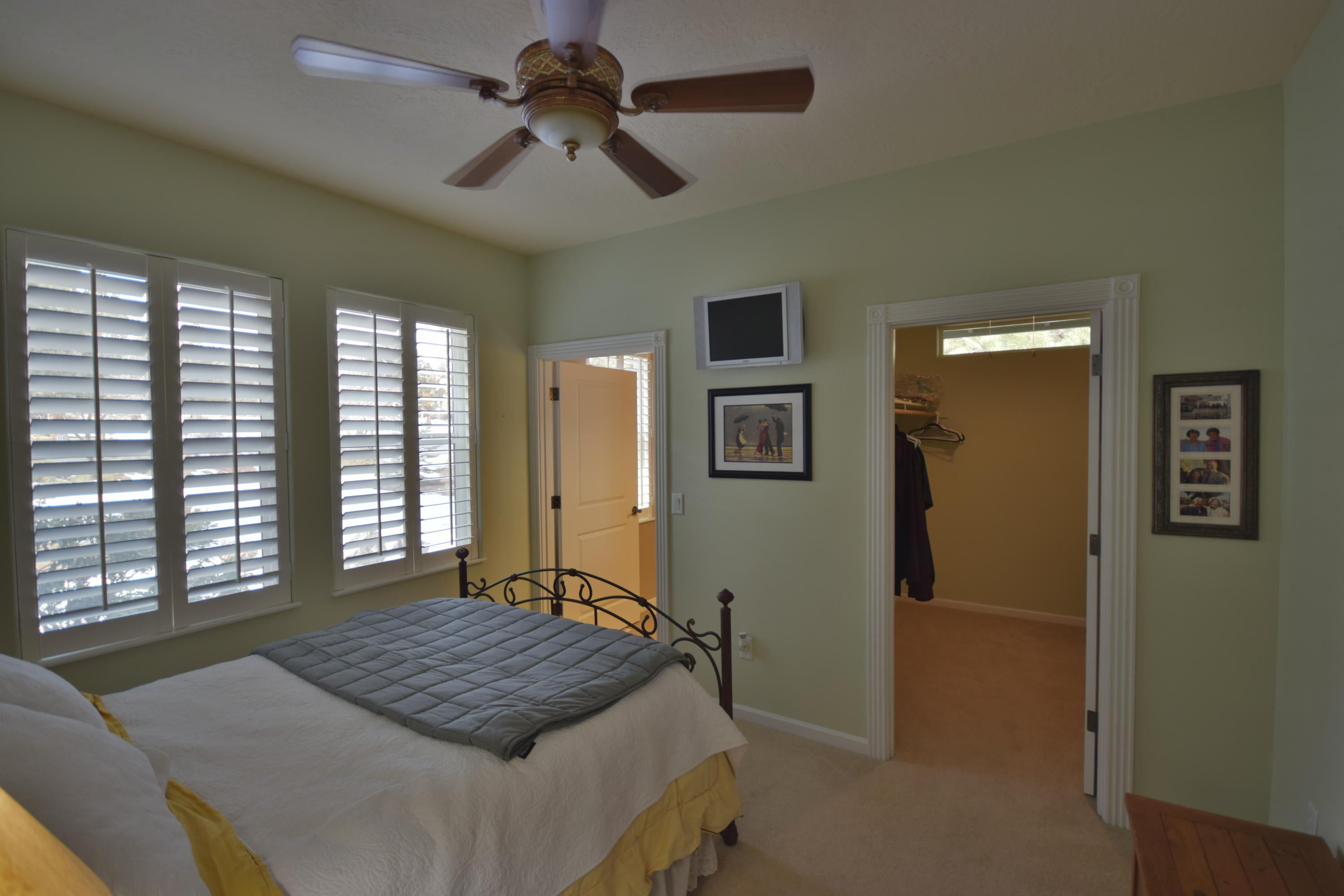 1826 Turnstone Road Redmond, OR 97756 - Photo 12 of 27 Jr Suite