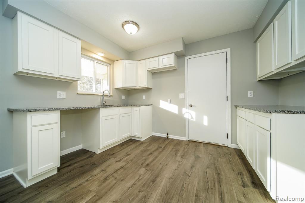 3890 Mason Road Howell, MI 48843 - Photo 11 of 62 Gallery Image 11