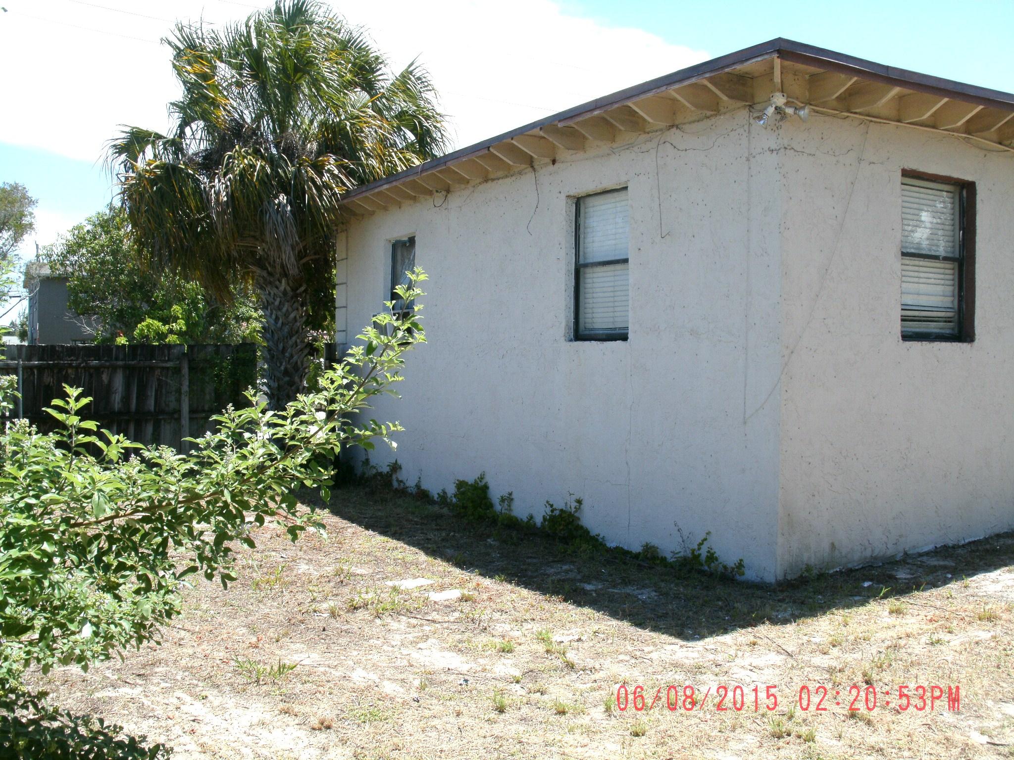 1408 West 29th Street Riviera Beach, FL 33404 - Photo 4 of 14 GEDC0074