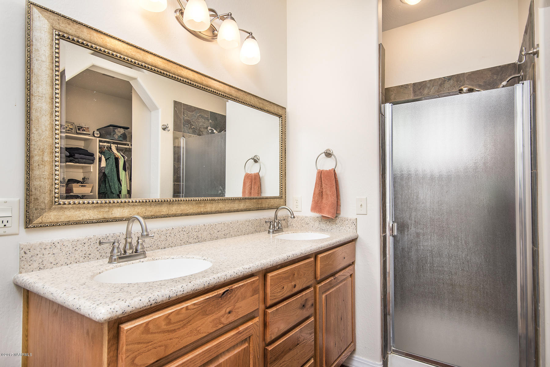 19 East Quartz Road Flagstaff, AZ 86005 - Photo 15 of 29 15_Master Bathroom1