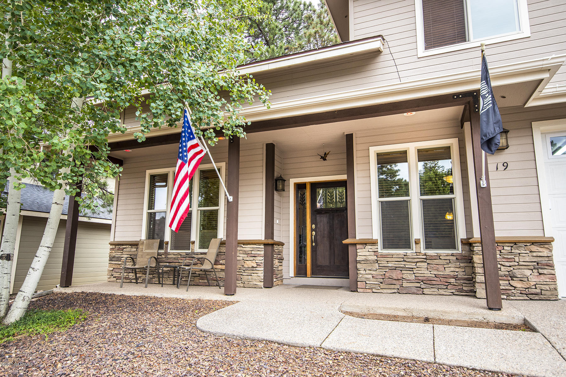 19 East Quartz Road Flagstaff, AZ 86005 - Photo 2 of 29 02_Front Patio