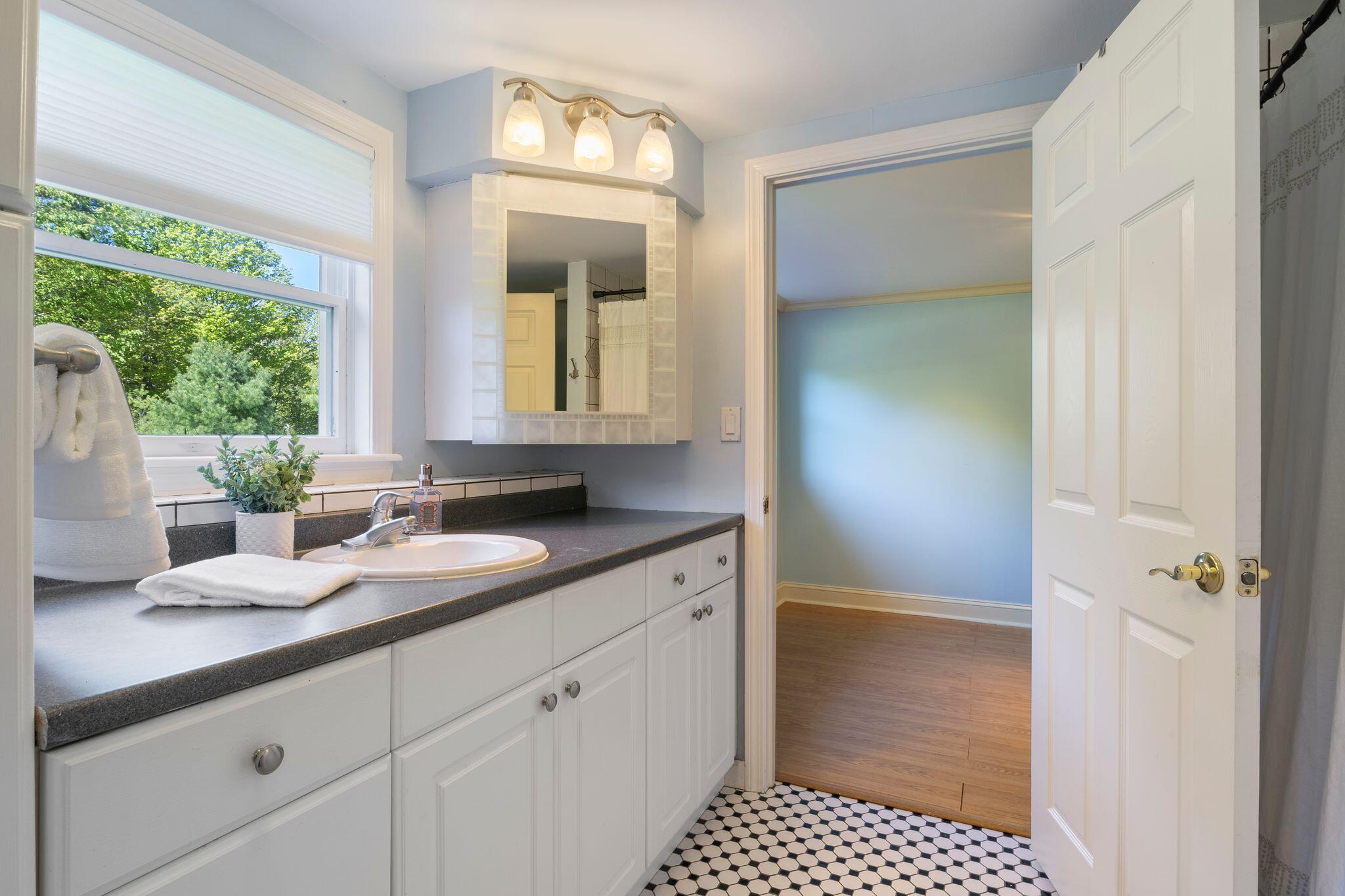 528 Bauneg Beg Hill Road North Berwick, ME 03906 - Photo 36 of 52 528_Bauneg_Beg_Hill_Rd_126