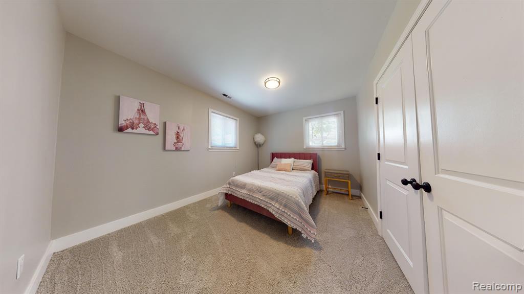 3035 Harvard Road Royal Oak, MI 48073 - Photo 13 of 19