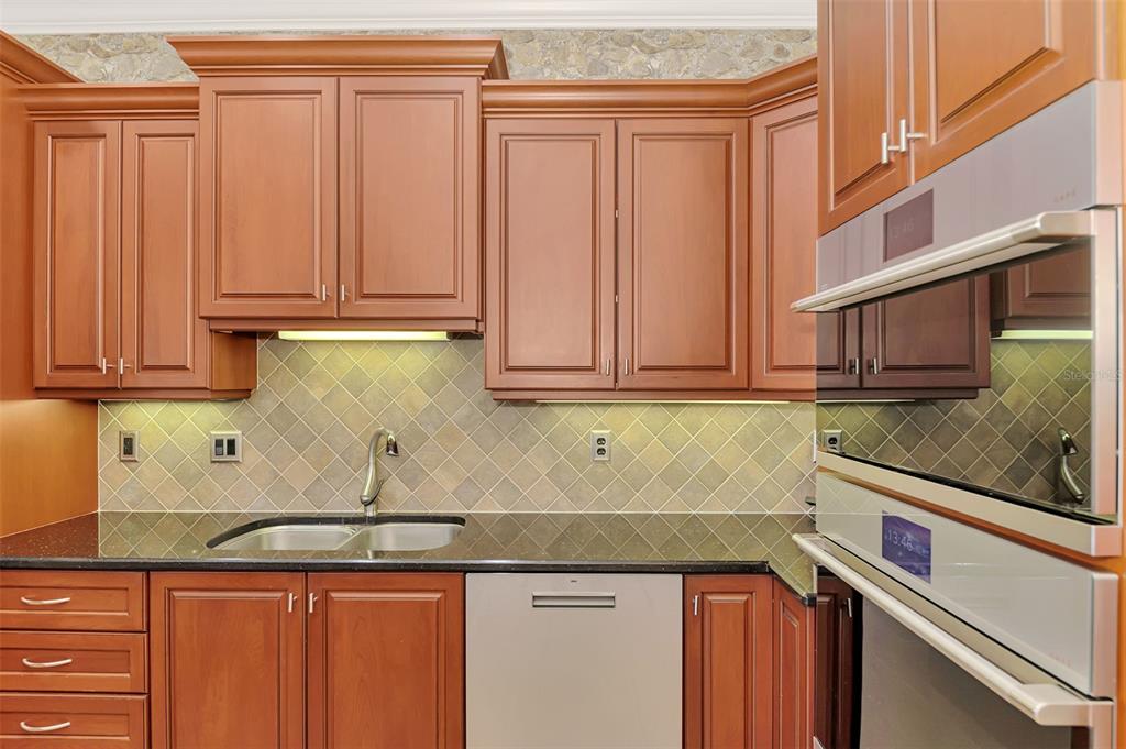 935 Graham Road Venice, FL 34293 - Photo 28 of 67