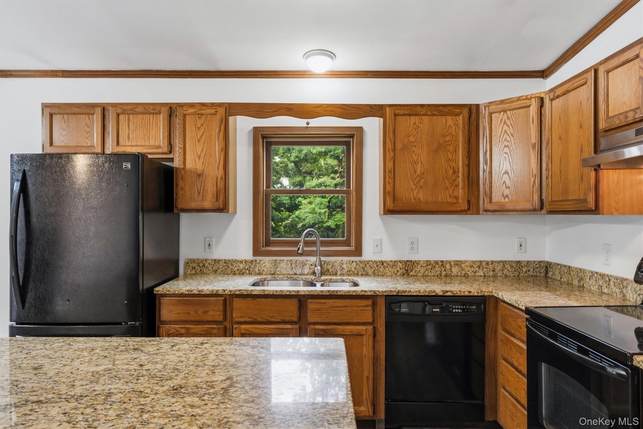 35 Moccasin View Road Fishkill, NY 12524 - Photo 16 of 39
