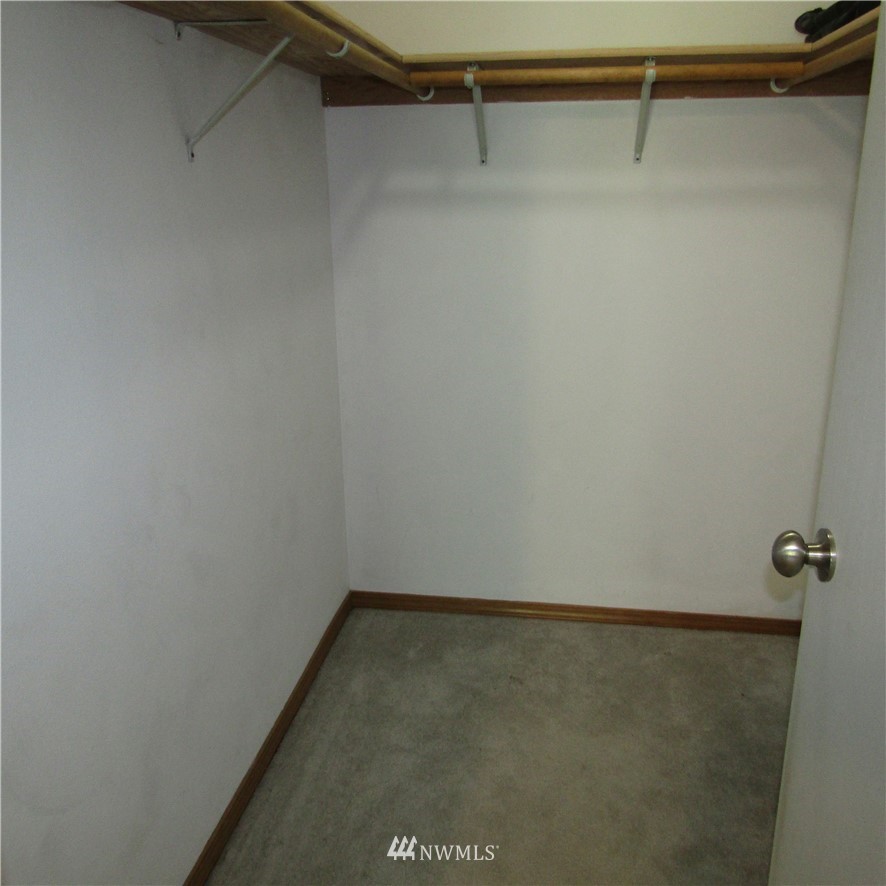 13009 Southwest 297th Way Vashon, WA 98070 - Photo 10 of 20