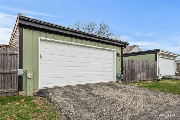 $245,000 | 48 Garden Drive, Montgomery, IL 60538