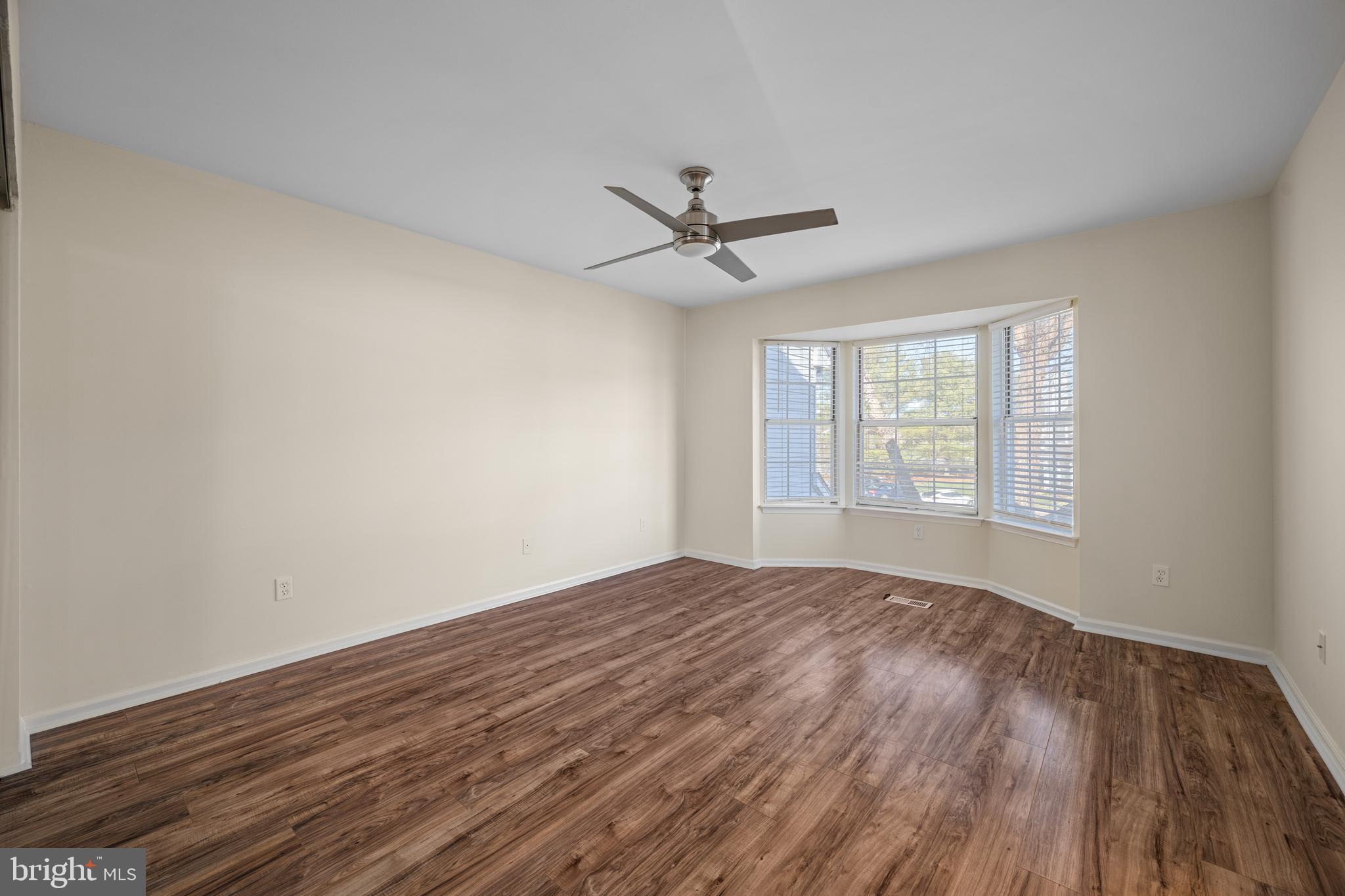 817 Thoreau Lane Williamstown, NJ 08094 - Photo 10 of 25