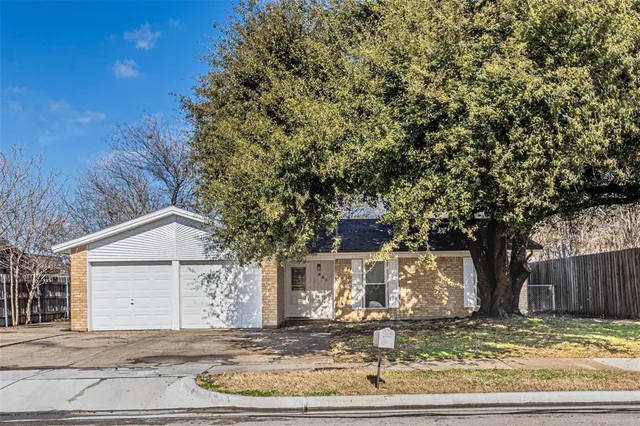 $2,200 | 529 Cherokee Trail, Keller, TX 76248
