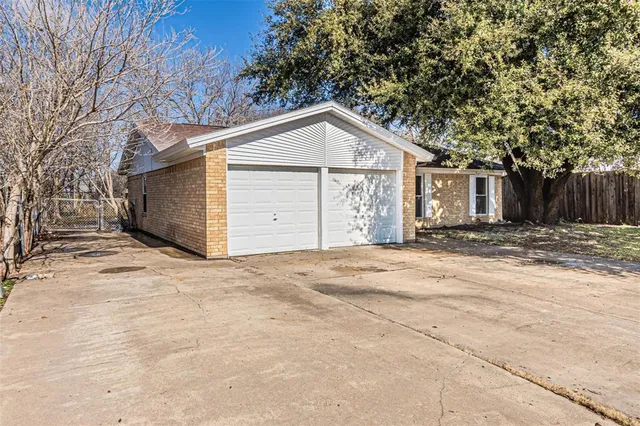 $2,200 | 529 Cherokee Trail, Keller, TX 76248