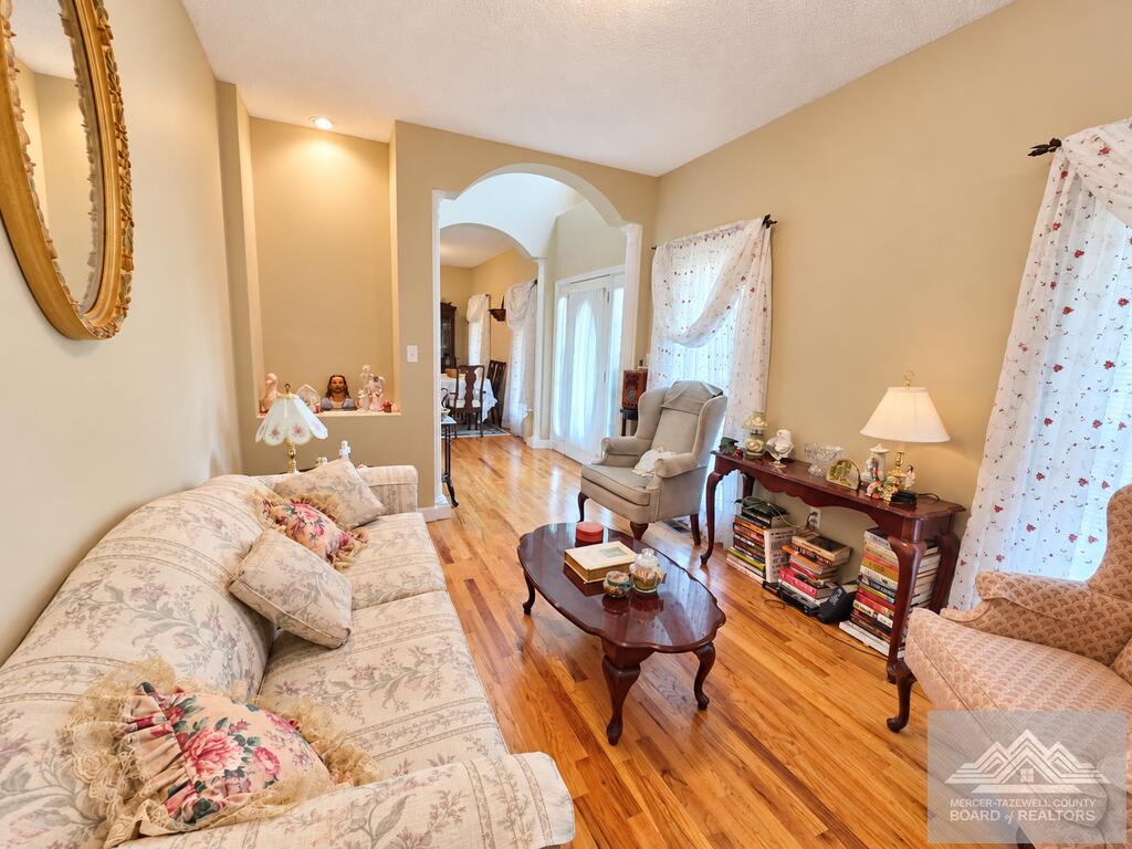 11982 Grapefield Road Bastian, VA 24314 - Photo 7 of 14 Gallery Image 7