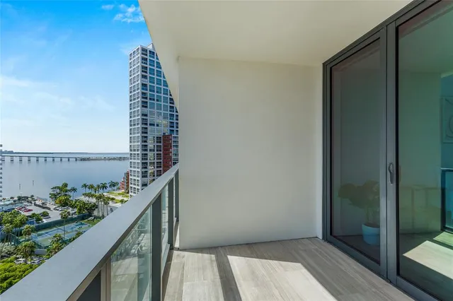 $1,695,000 | 1451 Brickell Avenue, Unit 1201, Miami, FL 33131