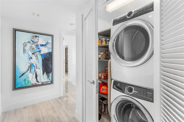 $1,695,000 | 1451 Brickell Avenue, Unit 1201, Miami, FL 33131