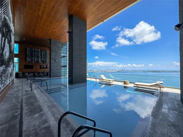 $1,675,000 | 1451 Brickell Avenue, Unit 1201, Miami, FL 33131