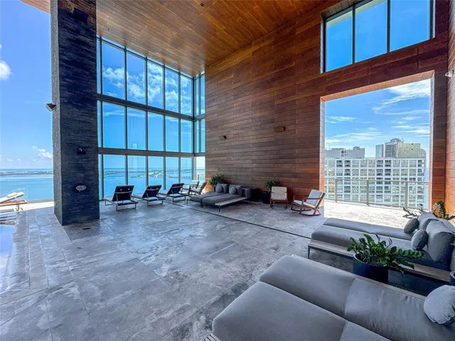$1,695,000 | 1451 Brickell Avenue, Unit 1201, Miami, FL 33131