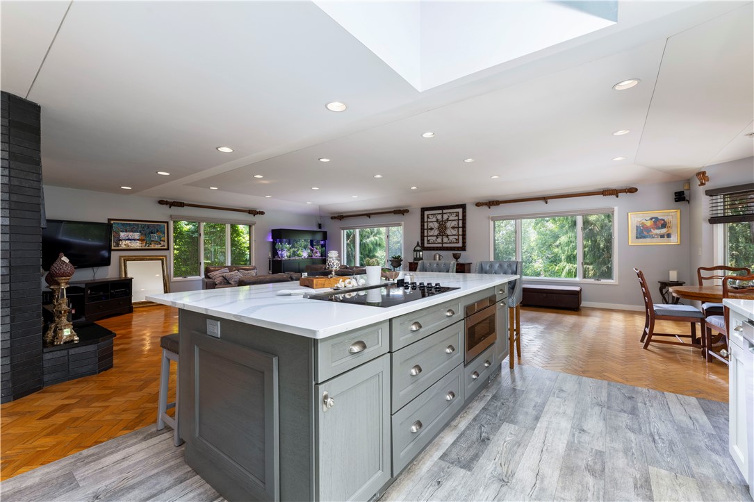 140 White Birch Circle Scituate, RI 02831 - Photo 10 of 50
