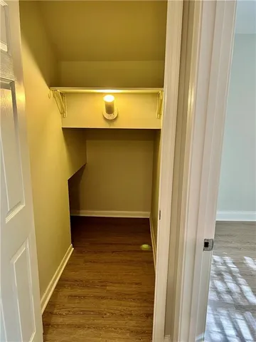 $1,950 | 555 Picketts Bend Court, Marietta, GA 30008