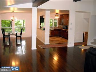 290 Mountain View Road Shillington, PA 19607 - Photo 8 of 12 Dining Room