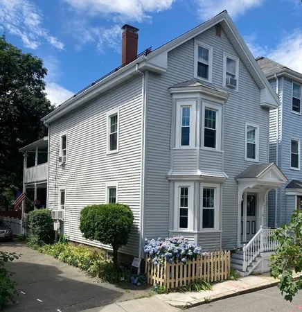 $4,600 | 53 Prince Street, Unit 2, Brookline, MA 02445