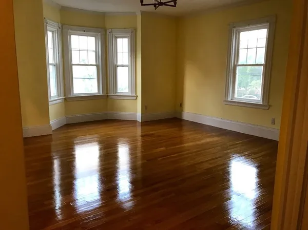 $4,600 | 53 Prince Street, Unit 2, Brookline, MA 02445