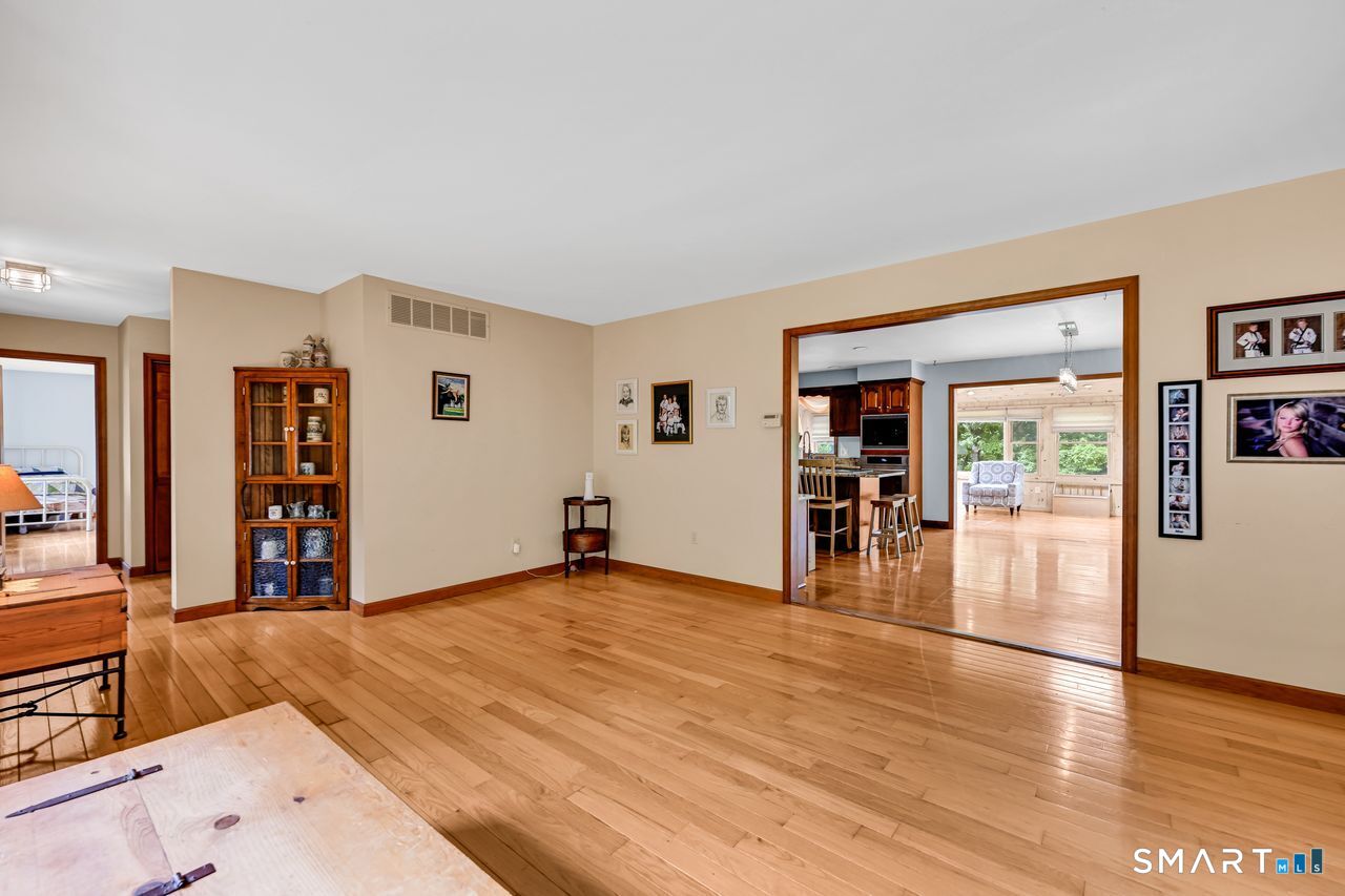 494 Nonnewaug Road Bethlehem, CT 06751 - Photo 5 of 40