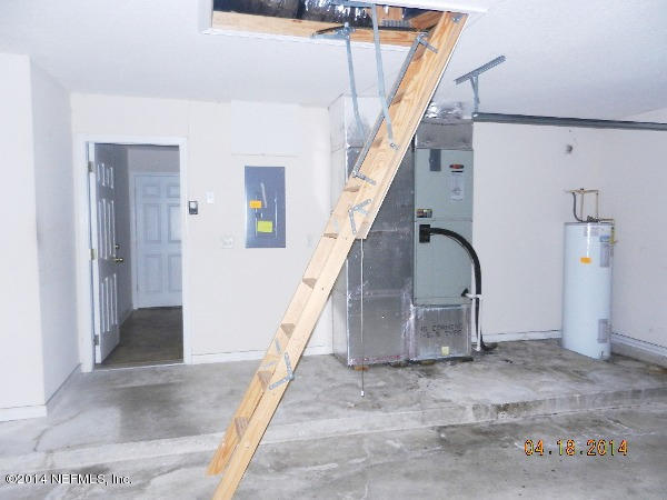 9173 Hipps Road Jacksonville, FL 32222 - Photo 21 of 23 garage view 2