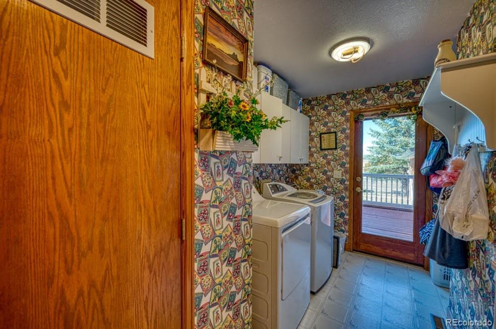 8283 Hygiene Road Longmont, CO 80503 - Photo 14 of 27