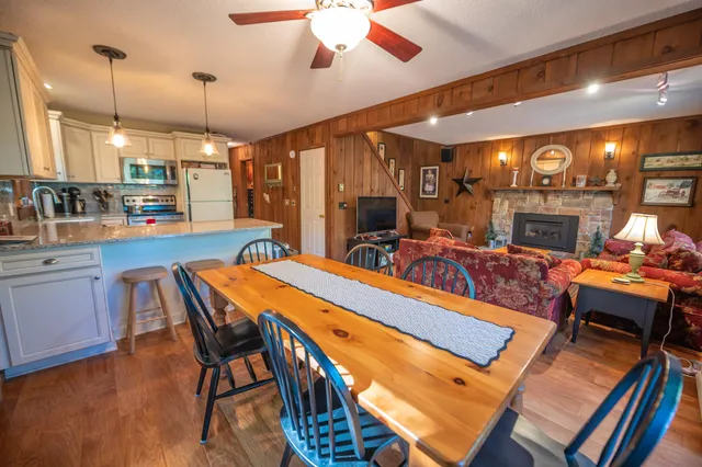 $449,000 | 49 W Road, Wilmington, VT 05363