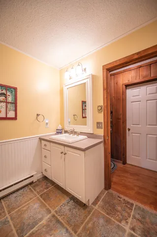 $449,000 | 49 W Road, Wilmington, VT 05363