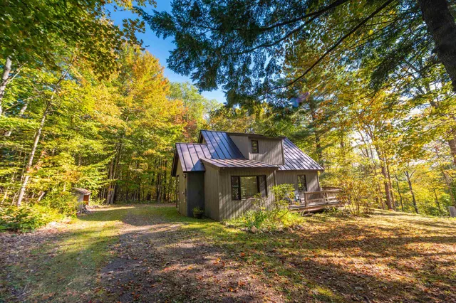 $449,000 | 49 W Road, Wilmington, VT 05363