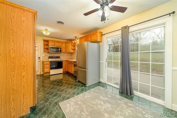 $215,000 | 1008 North Washington Avenue, Union, MO 63084