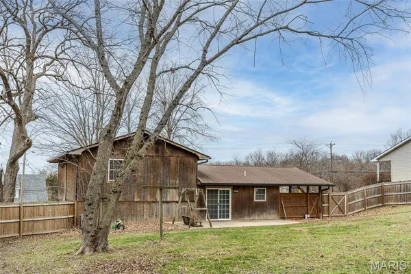 $215,000 | 1008 North Washington Avenue, Union, MO 63084