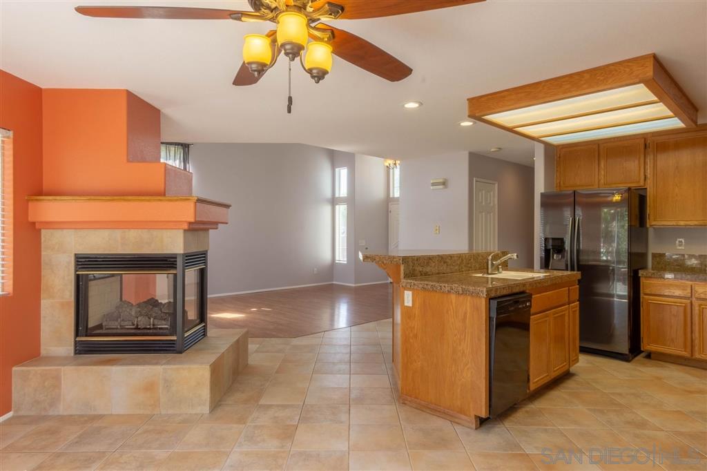 29723 Circle R Court Escondido, CA 92026 - Photo 9 of 25 Gallery Image 9