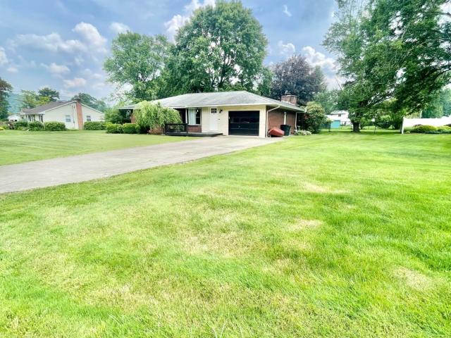 9 Woods Road Warren, PA 16365 - Photo 2 of 47 Gallery Image 2