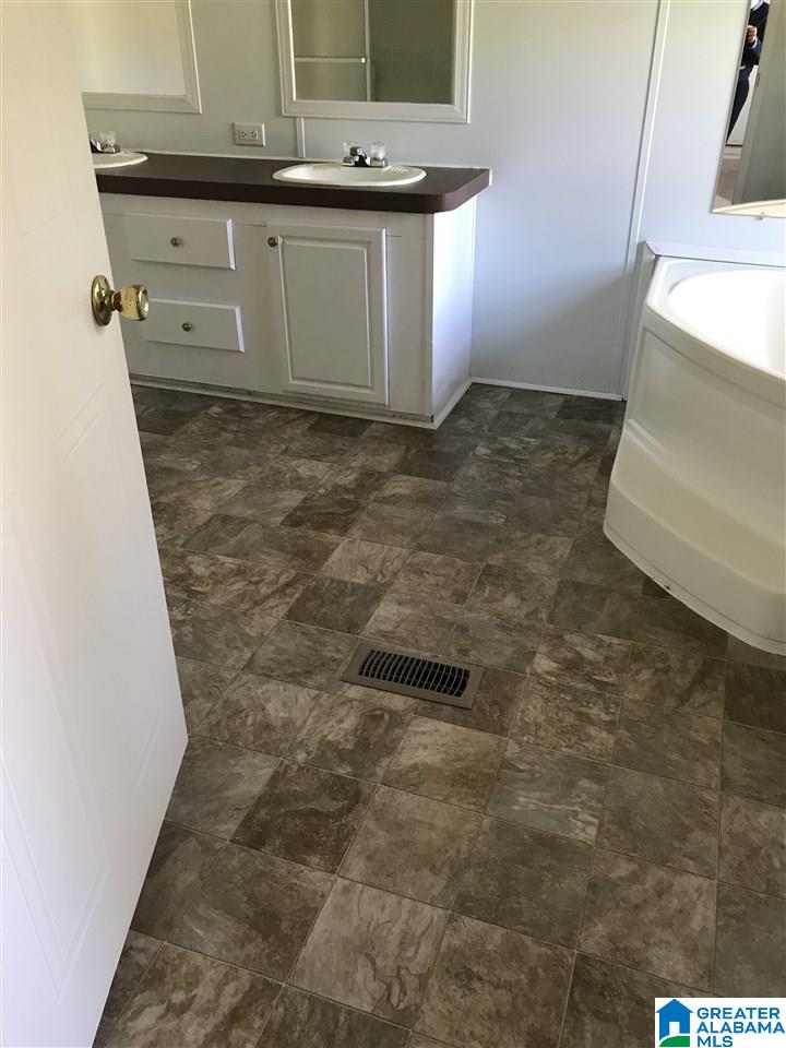 195 Honeysuckle Way Riverside, AL 35135 - Photo 20 of 24