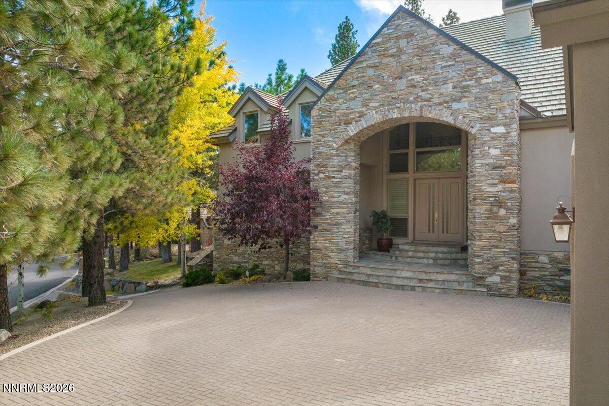 5680 Lausanne Drive Reno, NV 89511 - Photo 3 of 40 03-DJI_0864